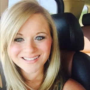 Meet your Posher, Ashlinn